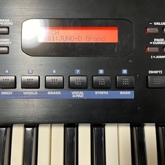 Roland JUNO-D シンセサイザー (キーボード)の画像