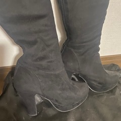ロングブーツの画像
