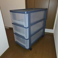 コロコロ付き3段衣装ケースの画像