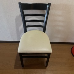 ダイニングチェア
の画像