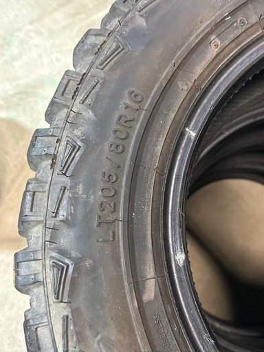 ジムニー  オフロードタイヤ 205/80R16
