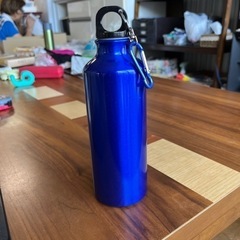 カラビナ付きボトル