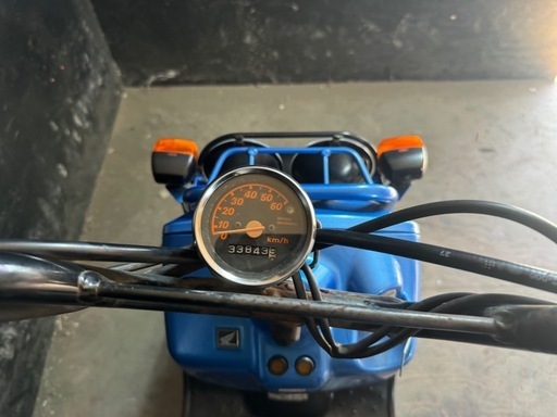 ★支払い総額6.6万円★ 書類完備！即日配送可能！ お洒落なズーマー♪ 夏も安心！水冷50ccスクーター！ カスタムベースにおすすめ！