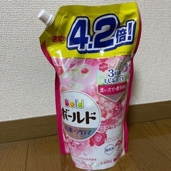 【取引中】ボールド 詰め替え 1.68kgの画像