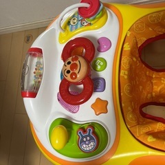 アンパンマン歩行器
の画像