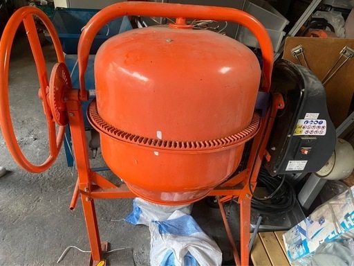 コンクリートミキサー混ぜ太郎