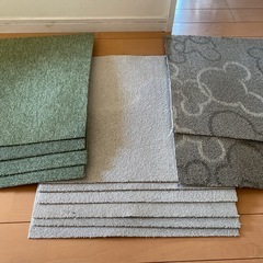 CAINZ  タイルカーペット50×50㌢12枚セット(中古品) の画像