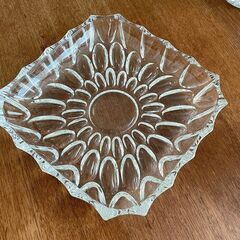 期間限定！昭和レトロ ｜ アンティーク 60年前の ガラス皿、アイスペール セットの画像