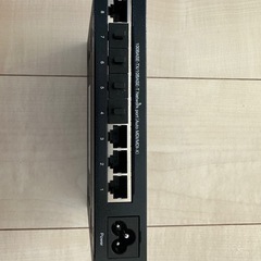スイッチングハブ 10/100Mbps金属筺体 設定不要の画像