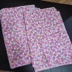 ピンク花柄の布×２