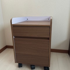 ニトリ　テーブル　引き出し