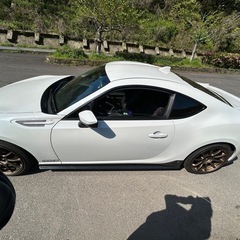 スバル　BRZ グレードＳ　ホワイト　ＡＴ