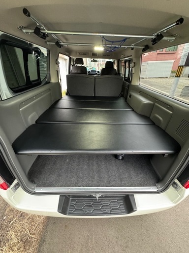 E26 NV350キャラバン用　ベッドキット