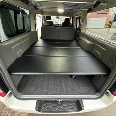 E26 NV350キャラバン用　ベッドキット