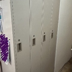4人用ロッカー×2台