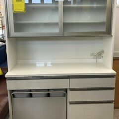 ニトリ　レンジボード　ホワイト　UP　LIGARE　幅(W)1400mm × 奥行(D)560mm × 高さ(H)1910mm