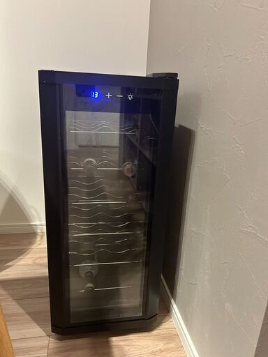 ワインクーラー12本収納