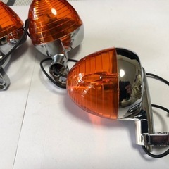バイクウインカー　メッキ金属製四つの画像