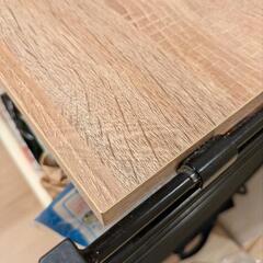 木製棚(板の歪みあり)の画像