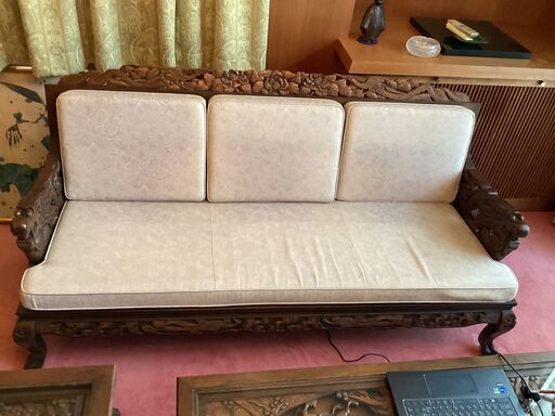 【8/25お譲り予定】台湾家具応接間セット②　三人掛けソファ　セット販売あり　中国風　木彫り