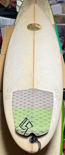 サーフボード  5’10”Luke Studer