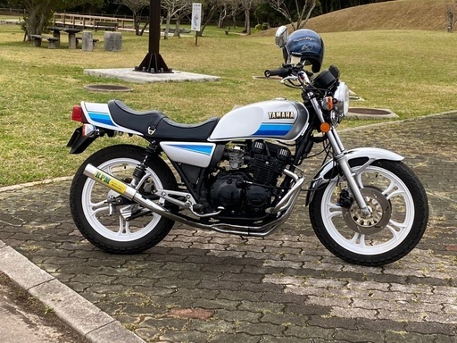 YAMAHA XJ400 外装