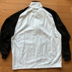 半額以下‼️新品 ジャージ Sサイズの画像