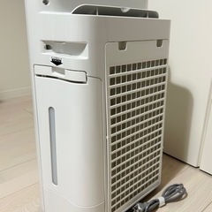 シャープ　SHARP 加湿器付き空気清浄機　2020年製の画像