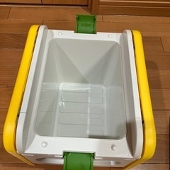 【決まりました！】ピクニックテーブル兼ミニクーラーボックス　保冷バッグ　キャンプ　バーベキュー　BBQ アウトドア　ハイキング　おままごとの画像