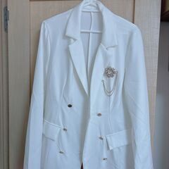 【新品・未使用】ジャケット　白　薄手
