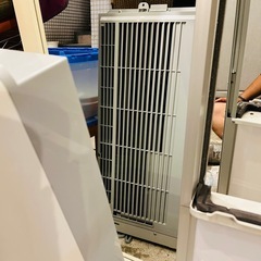 【売約済み】【武蔵小山店】窓コン CW-FA1622R-WS 　2022年製　CORONA コロナ　エアコン　ウィンドウ　窓用エアコン　ルームエアコン　クーラー　空調　🚚 運搬無料エリア有 / 品川区 リサイクルショップ ランバールーム 武蔵小山店  ◀︎ 武蔵小山パルム 戸越銀座 隣の画像