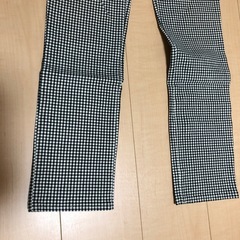 千鳥格子のストレッチスリムパンツの画像