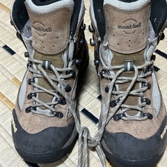 モンベルアルパインクルーザー2000