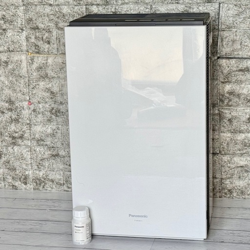 2021年製 Panasonic ジアイーノ 次亜塩素酸空間除菌・脱臭機