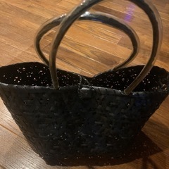 籠バッグの画像