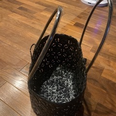 籠バッグの画像