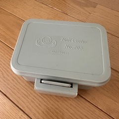 釣り ベイトクーラー　餌入れの画像