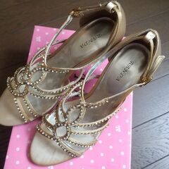 おしゃれサンダル　1回使用のみ！