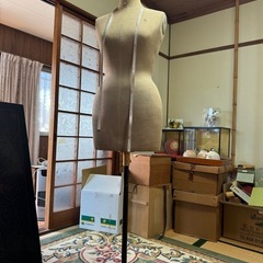 トルソー(裁縫用マネキン)