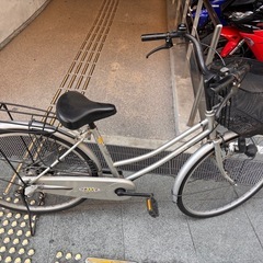 自転車　シルバー　26インチ