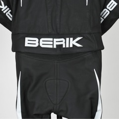 【未使用】ALL BLACK BERIK 2PIECE RACINGSUITS つなぎの画像