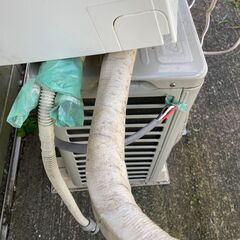 ☆地元のみ発送不可☆日立ルームエアコン　RAS-D22K☆２０２０年製造☆の画像