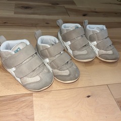 ベビー　靴　13cm asicsの画像