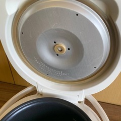 ⭐️NEOVEジャー炊飯器 ⭐️ ⭐️NRM-M35A⭐️ の画像