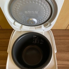 ⭐️TOSHIBA ジャー炊飯器⭐️ ⭐️RC-5SK⭐️の画像