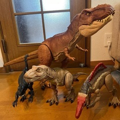 本日限り恐竜セット売り