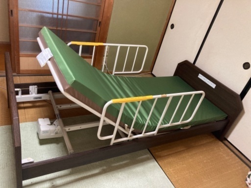 パラマウント電動ベッド