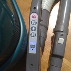 空気清浄機能付きアレルギー対策掃除機の画像