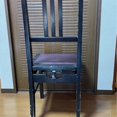ピアノ用調節椅子の画像