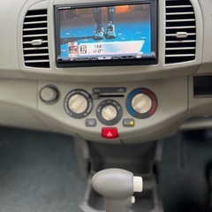 マーチ！車検7年10月！走行2.7万キロ！ナビ、地デジ！の画像